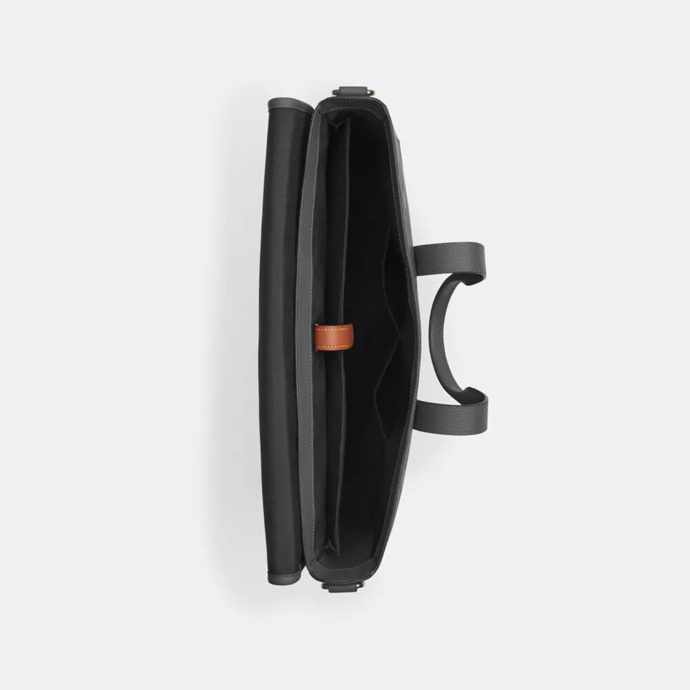 Sullivan Portfolio Brief i Signature Canvas