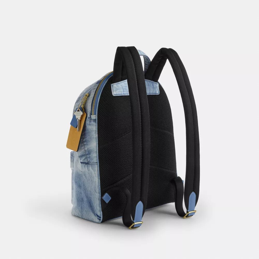 Taylor liten ryggsäck i Loved Denim
