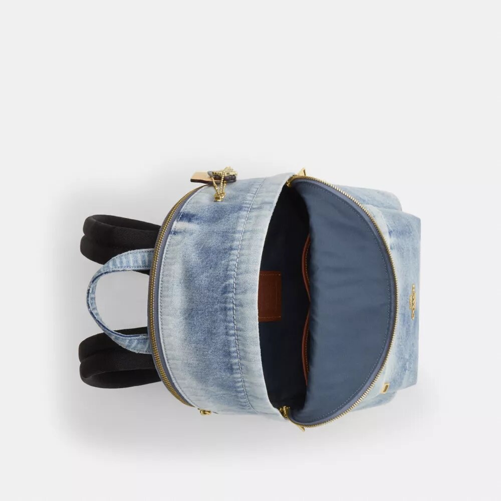 Taylor liten ryggsäck i Loved Denim
