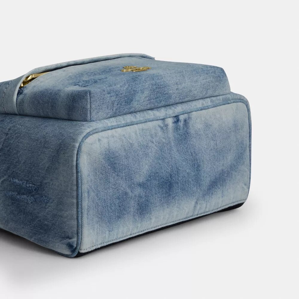 Taylor liten ryggsäck i Loved Denim