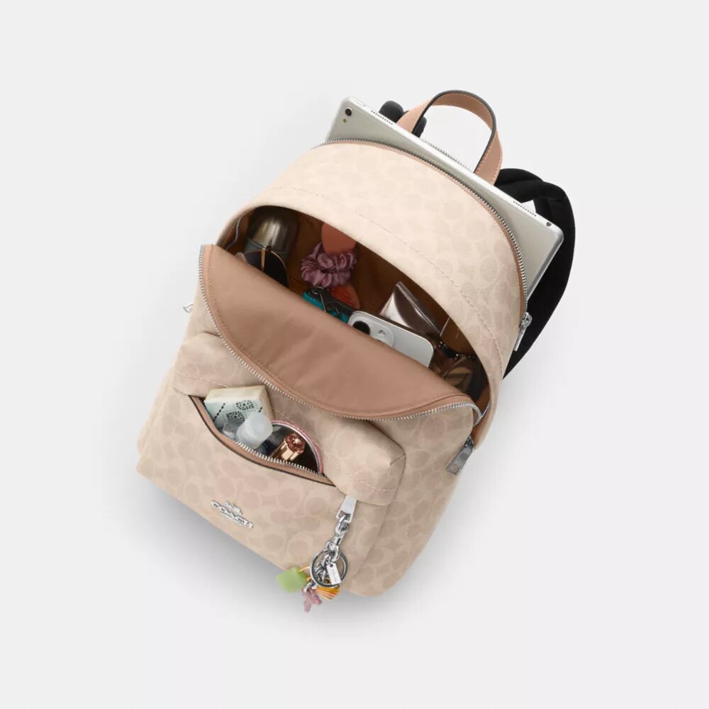 Taylor Small-ryggsäck i Signature Canvas