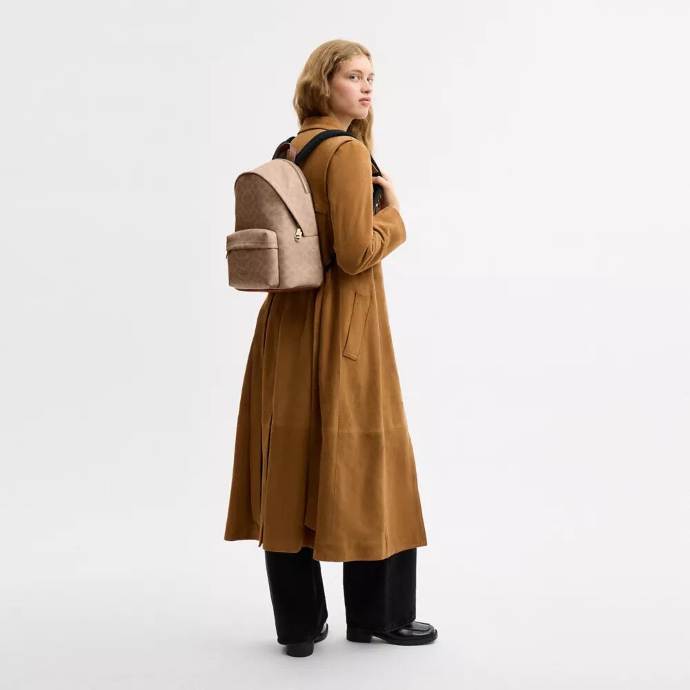 Taylor Small-ryggsäck i Signature Canvas