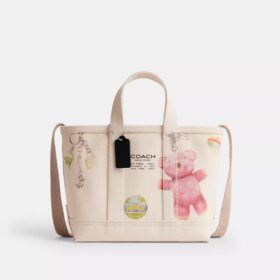 Utility Tote 27 med skissmönster