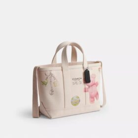 Utility Tote 27 med skissmönster