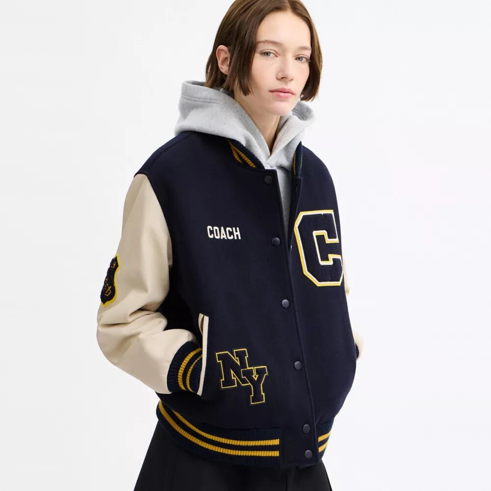 Varsityjackor i ull