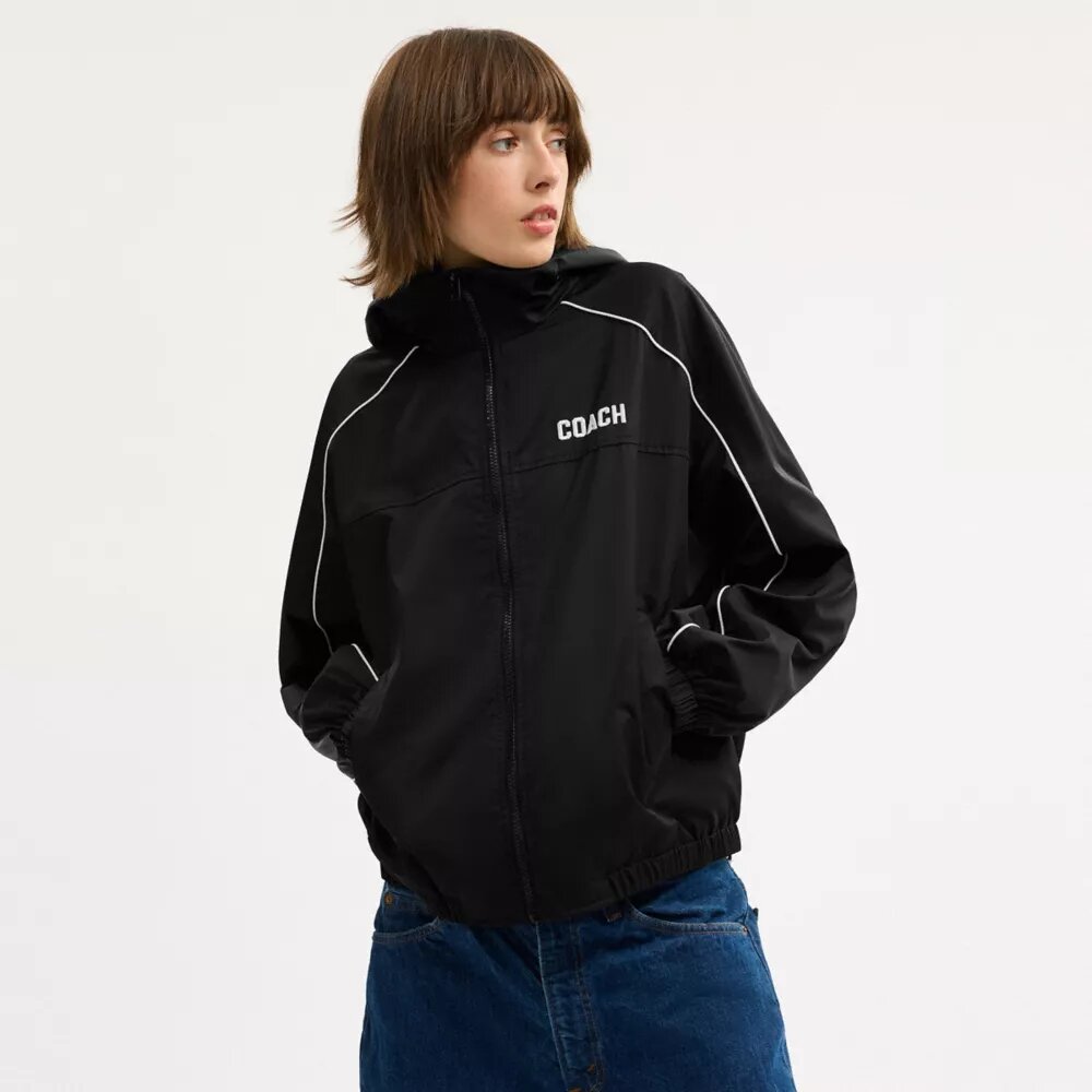 Vindjackor i återvunnen polyester