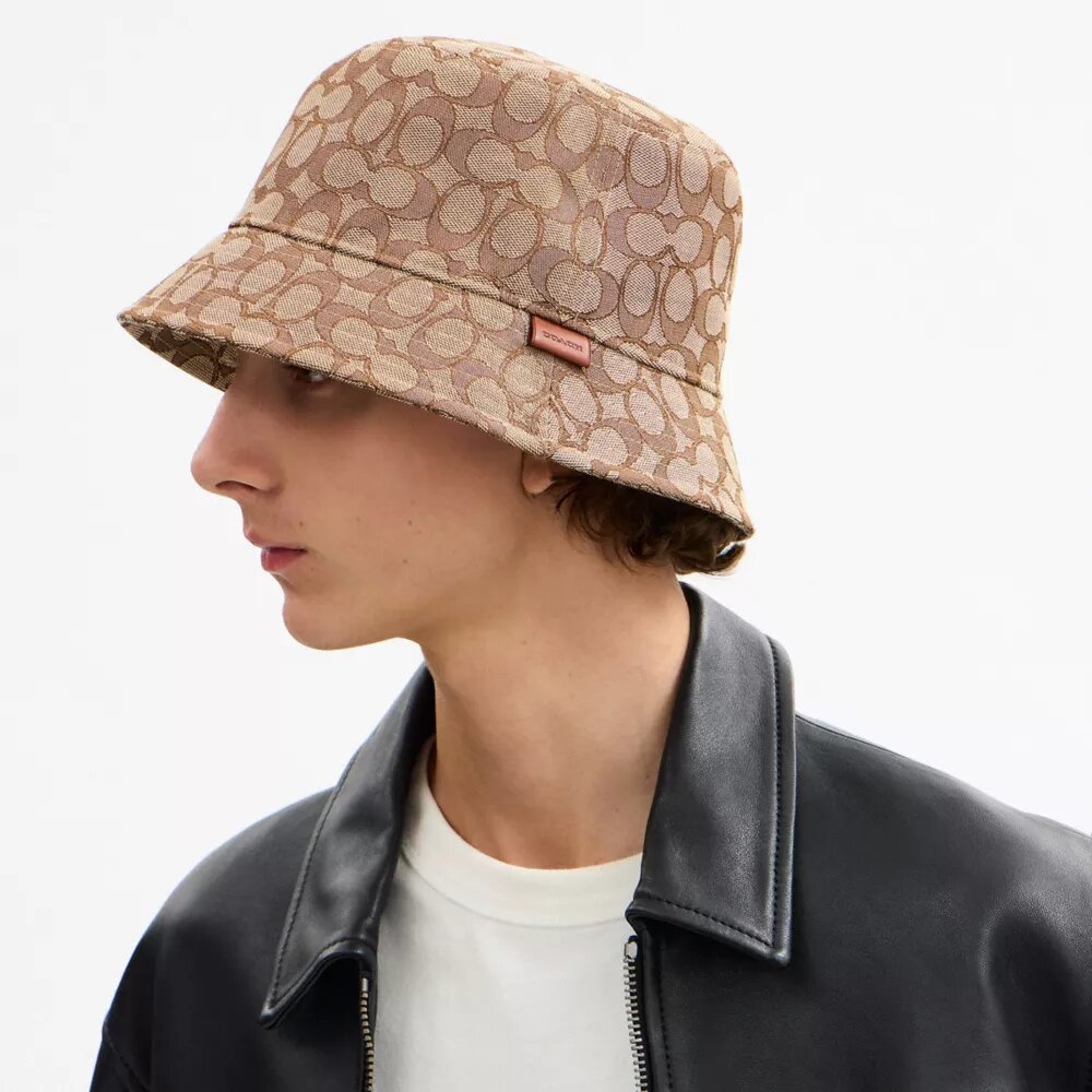 Vår signaturjacquard-buckethat