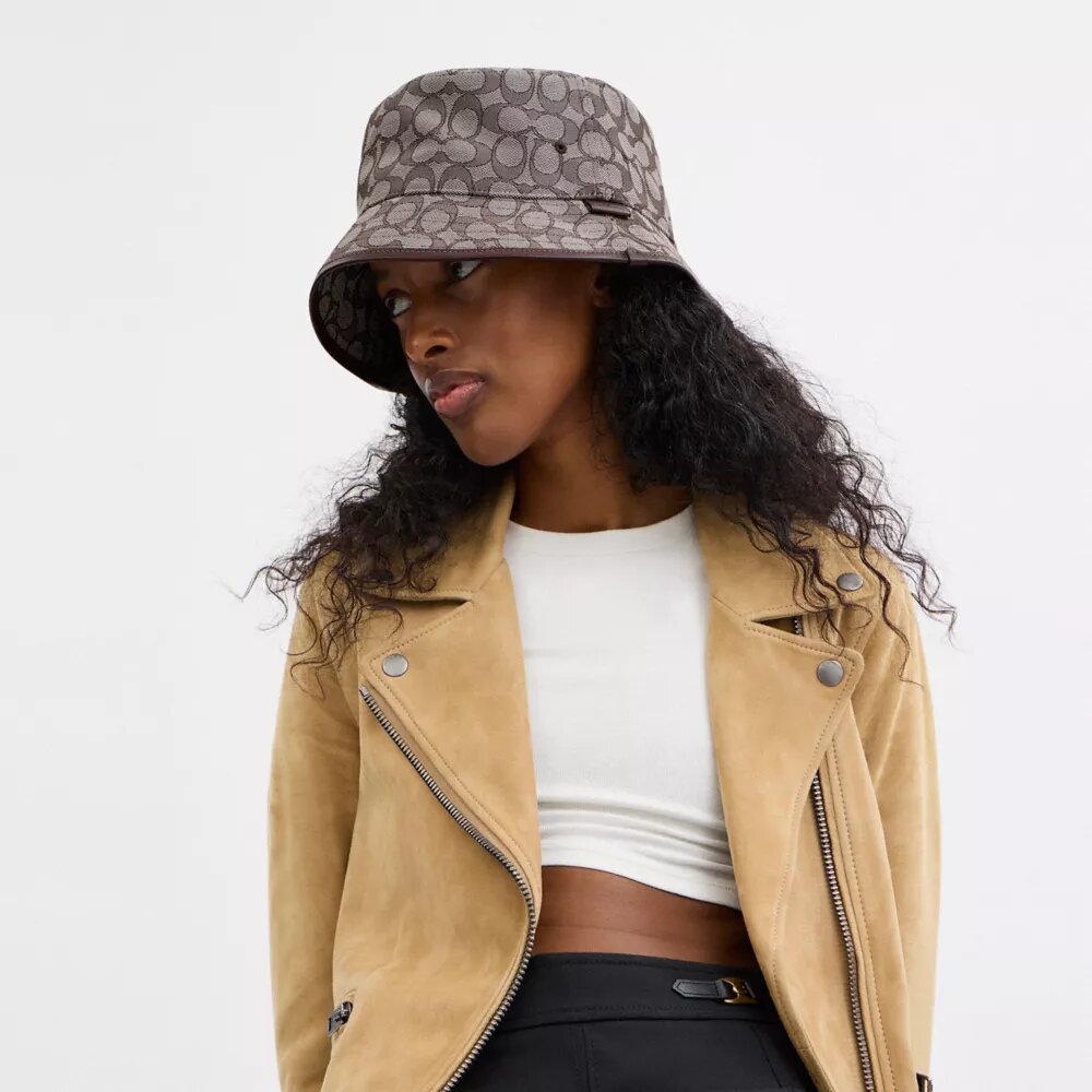 Vår signaturjacquard-buckethat