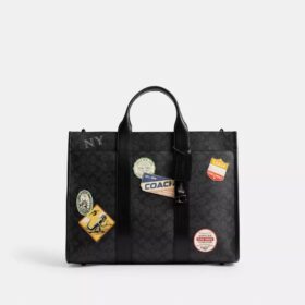 Wesley-shoppers i Signature Canvas med patchar